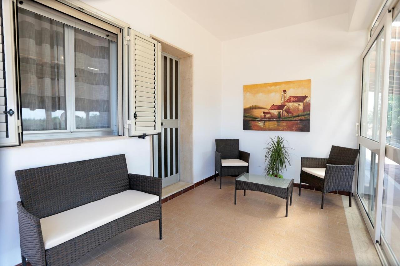 Terramare Punta Braccetto Bed & Breakfast Exterior photo